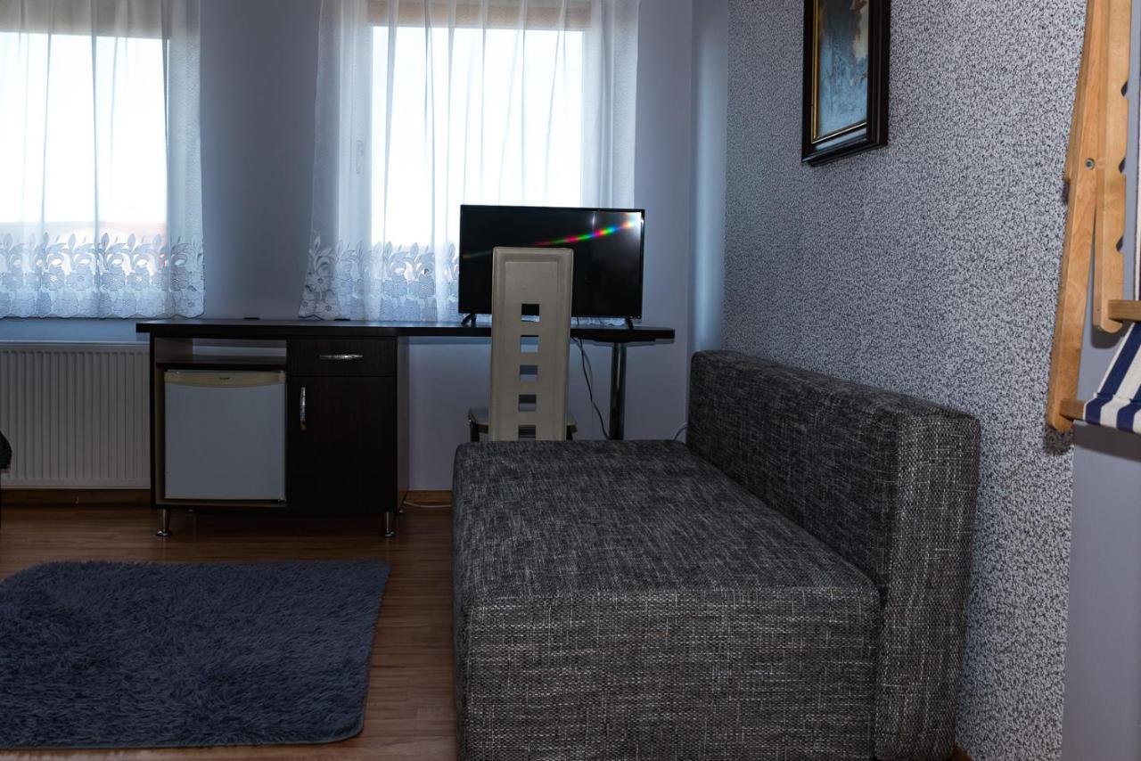 Na Fali Pokoje Goscinne Łeba Extérieur photo